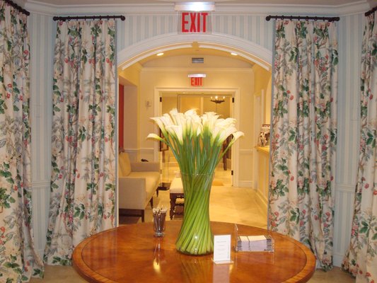 F & L Custom Interiors