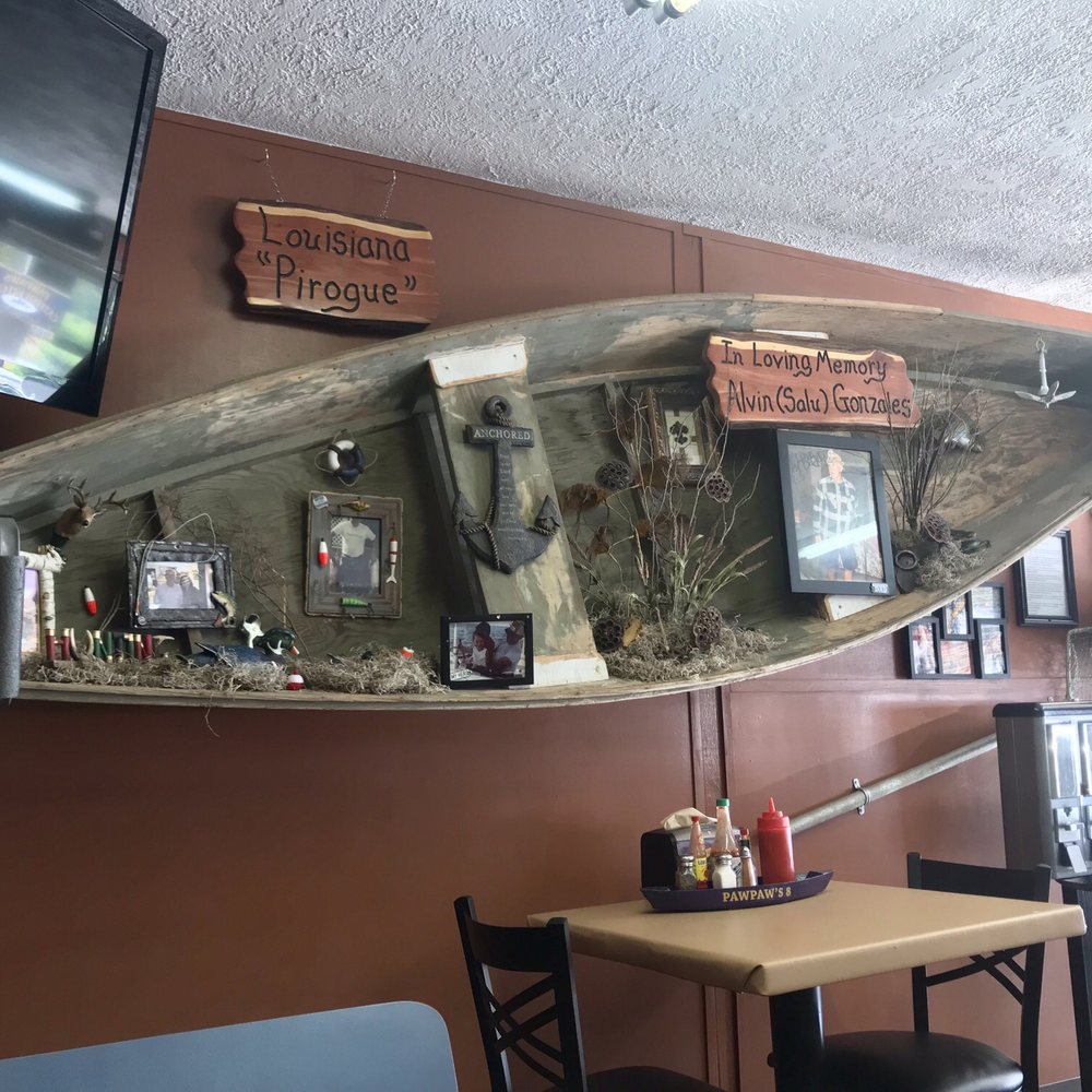 Pawpaw's Catfish Kitchen - Inside - Cajun/Creole Near Me - Sevierville, Tennessee Pawpaw's Catfish Kitchen - Inside - Cajun/Creole Near Me - Sevierville, Tennessee