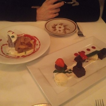 Public Kitchen & Bar - Cinnamon bun pudding and mocha pave - Canadian (New) Near Me - Kitchener, Ontario