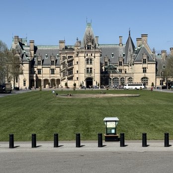 Biltmore Estate - Museums Near Me - Asheville, North Carolina Biltmore Estate - Museums Near Me - Asheville, North Carolina