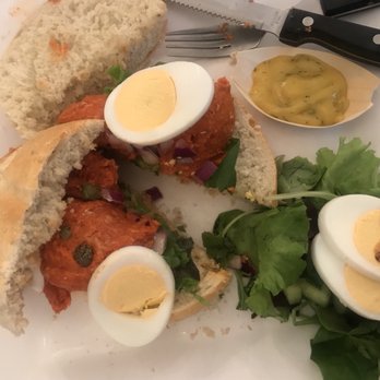 Juuls - Smoked salmon - Sandwiches Near Me - Gouda, ZH Juuls - Smoked salmon - Sandwiches Near Me - Gouda, ZH