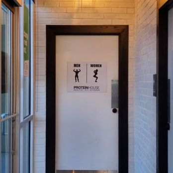 PROTEINHOUSE - Unisex bathrooms - Juice Bars & Smoothies Near Me - Gilbert, Arizona