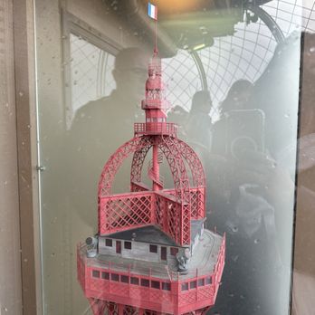 Eiffel Tower, Paris France - Landmarks & Historical Buildings Near Me - Paris Eiffel Tower, Paris France - Landmarks & Historical Buildings Near Me - Paris