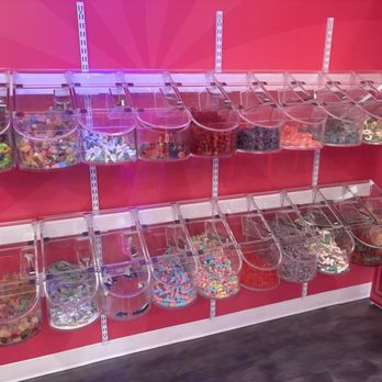 Elite Experience: Gelato Sweetspot - Gummy station - Yelp Events Near Me - Poway, California