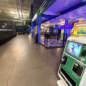 Rebounderz Sacramento - Indoor Trampoline and Adventure Park - Video gaming area - Trampoline Parks Near Me - Sacramento, California Rebounderz Sacramento - Indoor Trampoline and Adventure Park - Video gaming area - Trampoline Parks Near Me - Sacramento, California
