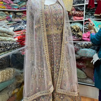 Bollywood Fashions - Women's Clothing Near Me - San Bruno, California