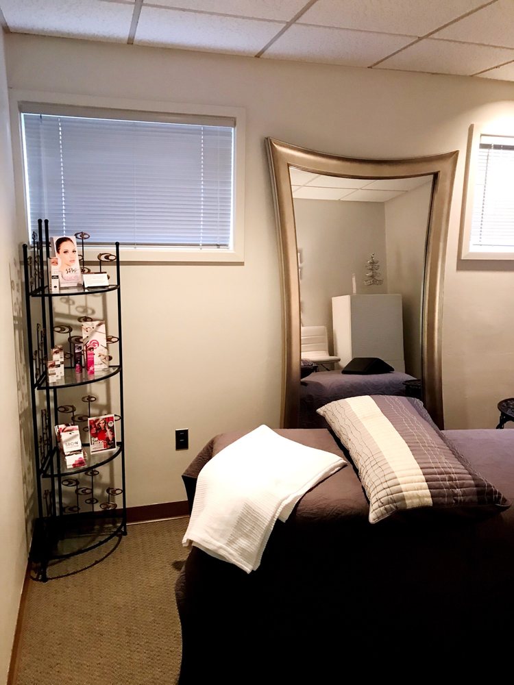 Skincare Makeup Center Logo