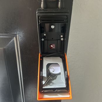 A Plus Quick Locksmith - Keys & Locksmiths Near Me - Tampa, Florida A Plus Quick Locksmith - Keys & Locksmiths Near Me - Tampa, Florida