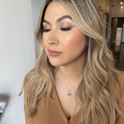 Altar Beauty - Holiday glam