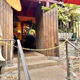 Exterior outside entrance of Cafe Nouveau - Ventura, California Exterior outside entrance of Cafe Nouveau - Ventura, California