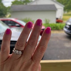 D N A Nails