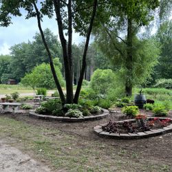 Allendale / West Grand Rapids KOA - Lovely landscaping this cloudy morning.