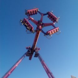 Recinto Ferial Valdespartera - Atracción de la feria. ¿Te montarias? Yo no.