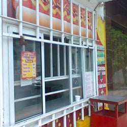 Hot Dogs Pancho Villa - Fachada exterior