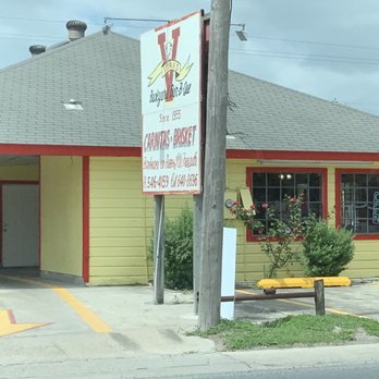 Vera's Backyard Bar-B Que - They even have a drive through - Barbeque Near Me - Brownsville, Texas Vera's Backyard Bar-B Que - They even have a drive through - Barbeque Near Me - Brownsville, Texas