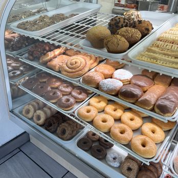 Donut Delite - Donuts Near Me - Redwood City, California