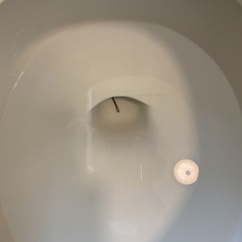 Fireside Lodge - Hair Pin in toilet - Hotels Near Me - Big Bear Lake, California Fireside Lodge - Hair Pin in toilet - Hotels Near Me - Big Bear Lake, California