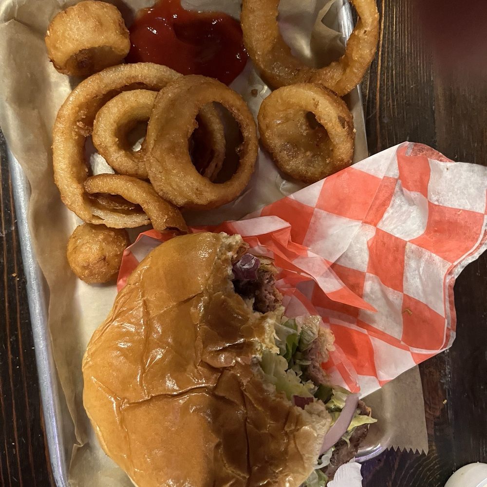 Cork This Tap That - Burger and onion rings - American Near Me - Montgomery, Texas