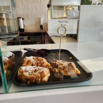 Banh & Butter Bakery Cafe - Bakeries Near Me - Aurora, Colorado