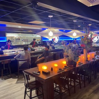 Kan Sushi - Sushi Bars Near Me - Honolulu, Hawaii