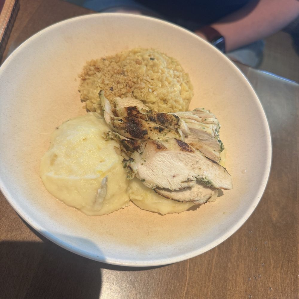 Flower Child - Chicken with Cauliflower "Risotto" - Salad Near Me - Henderson, Nevada Flower Child - Chicken with Cauliflower "Risotto" - Salad Near Me - Henderson, Nevada