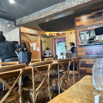 Two Cracked Eggs Cafe - Sitting area - Breakfast & Brunch Near Me - Savannah, Georgia