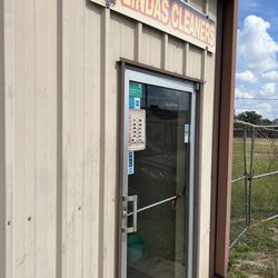 Linda’s Quality Cleaners