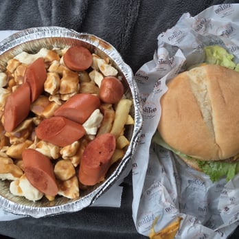 Chez-Ashton - Meat Poutine + Ashton Double Burger...
Poutine - 2/5
Burger - 3/5 - Fast Food Near Me - Quebec City, Quebec Chez-Ashton - Meat Poutine + Ashton Double Burger...
Poutine - 2/5
Burger - 3/5 - Fast Food Near Me - Quebec City, Quebec