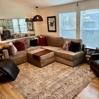 Applied Carpet & Upholstery Care - Living room rug - Carpet Cleaning Near Me