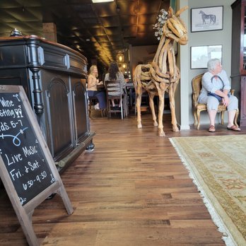 The Feed Sack - Entry walkway to go to your table - American Near Me - Aiken, South Carolina