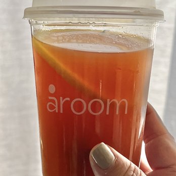 Aroom Coffee - mango black tea 50% sweet - Coffee & Tea Near Me - Seattle, Washington