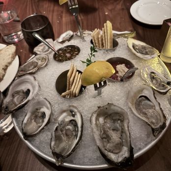Perry's Steakhouse & Grille - Gilbert - Steakhouses Near Me - Gilbert, Arizona