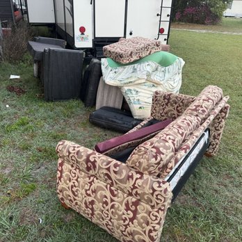 Wd Junk Removal - Before - Junk Removal & Hauling Near Me - Palatka, Florida Wd Junk Removal - Before - Junk Removal & Hauling Near Me - Palatka, Florida