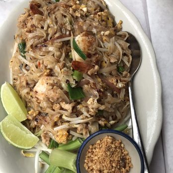 Saladang Garden - Pad Thai - Thai Near Me - Pasadena, California Saladang Garden - Pad Thai - Thai Near Me - Pasadena, California