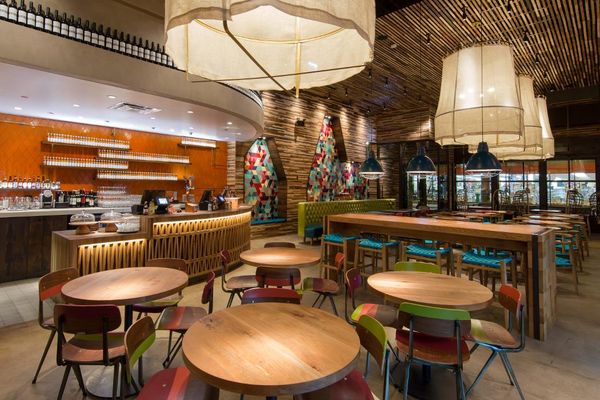 Nando's PERi-PERi by null