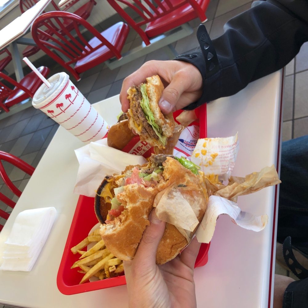 In-N-Out Burger - Fast Food Near Me - Arroyo Grande, California