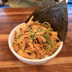 Moriya Shokudo - D1. Mini Kara-Negi Chashu Don