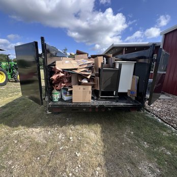 RM Junk Removal - Junk Removal & Hauling Near Me