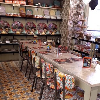 Comptoir Libanais - lovely atmosphere - Lebanese Near Me - Kensington, XGL
