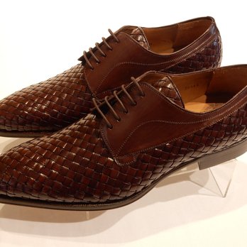 Secrets Boutique - NEW MEZLAN BROWN CUSTOM OXFORDS IN 10.5M - Shoe Stores Near Me - Louisville, Kentucky