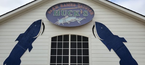 Huck's Catfish by null