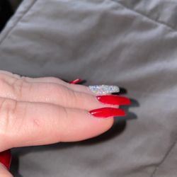 Nick & Van Nails