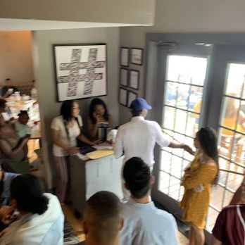 Taste Bar + Kitchen - Cocktail Bars Near Me - Houston, Texas