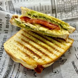 Aquino's Deli - Awesome sandwich