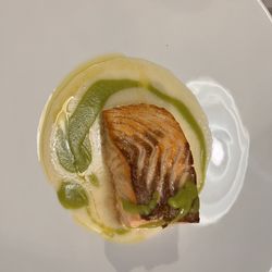 Angiol D'or - Salmon fillet with sage mash potatoes and cream of peas