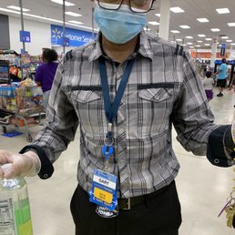 Walmart should be proud to have Gary as one of their employees. Great customer service! Walmart should be proud to have Gary as one of their employees. Great customer service!