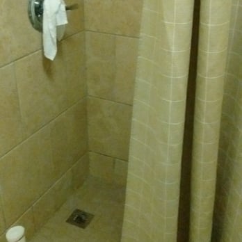 The Plantation Inn - My picture is not the greatest. The bathroom is very nice - Hotels Near Me - Houma, Louisiana The Plantation Inn - My picture is not the greatest. The bathroom is very nice - Hotels Near Me - Houma, Louisiana