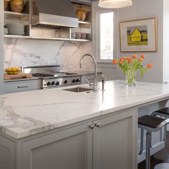Avrio Surfaces - Calacatta Gold Marble - Countertop Installation Near Me - Redmond, Washington
