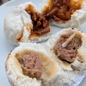 Kung Fu Dim Sum - BBQ in back, beef bun in front - Dim Sum Near Me - Fremont, California Kung Fu Dim Sum - BBQ in back, beef bun in front - Dim Sum Near Me - Fremont, California