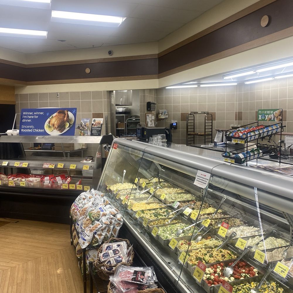 Albertsons - Deli counter with no workers - Grocery Near Me - Fountain Valley, California Albertsons - Deli counter with no workers - Grocery Near Me - Fountain Valley, California